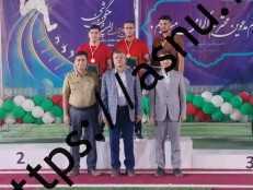 معلم دانش آموز بوشهری در مسابقات وزنه برداری به مدال طلا دست یافت